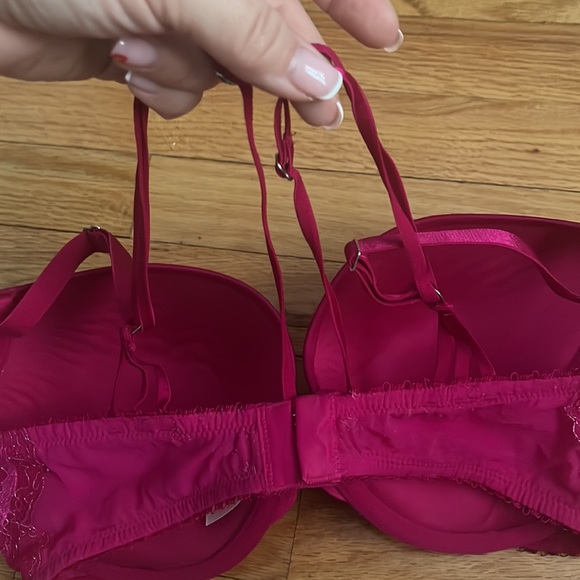 Victoria secret - Picture 3 of 4